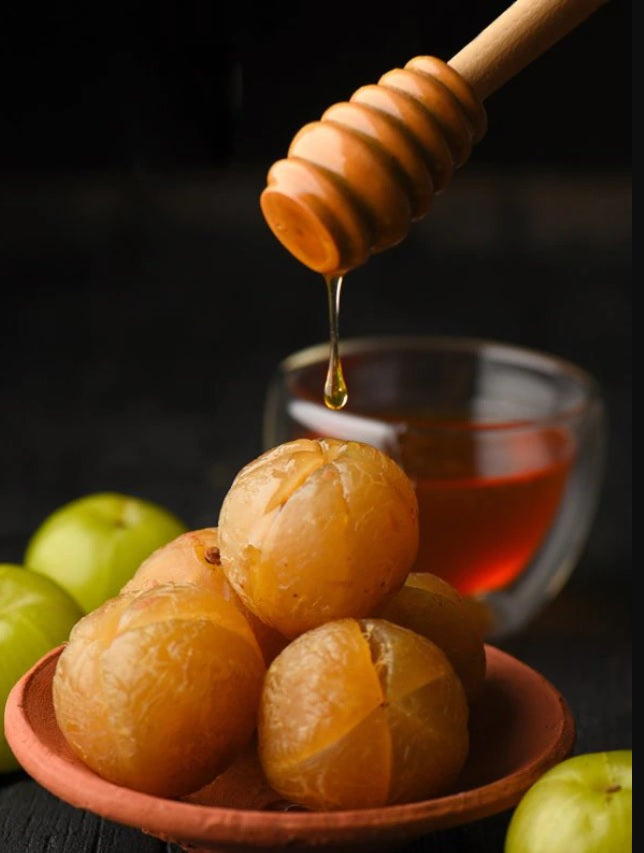 The Health Benefits of Honey-Soaked Amla and How to Incorporate It into Your Daily Routine
